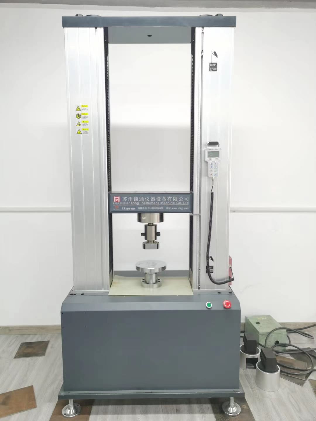 Máquina de ensayo QT-6105S, Ensayador de tracción para componentes de automóvil QT-6105S